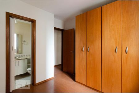 Apartamento para alugar com 72m², 3 quartos e 1 vaga Apartamento para alugar com 72m², 3 quartos e 1 vagaSuíte