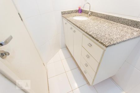 Apartamento à venda com 141m², 4 quartos e 1 vagaBanheiro Suíte 2 (Segundo Andar)