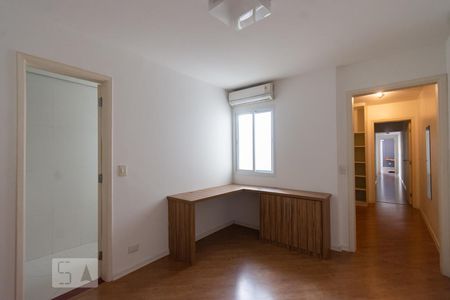 Suíte 1 de casa para alugar com 5 quartos, 294m² em Rudge Ramos, São Bernardo do Campo