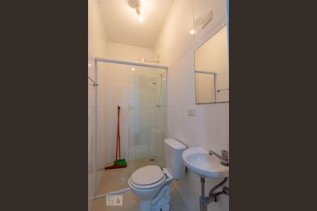 Casa para alugar com 294m², 5 quartos e 2 vagasBanheiro de serviço