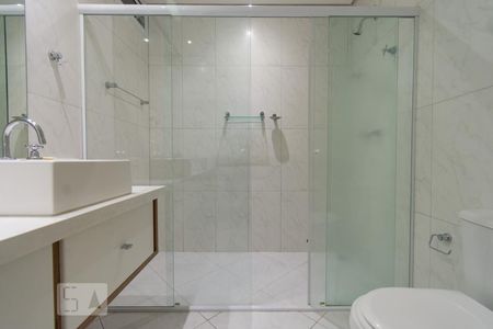 Casa para alugar com 294m², 5 quartos e 2 vagasSuíte 2 - banheiro