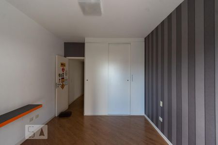 Casa para alugar com 294m², 5 quartos e 2 vagasQuarto 4