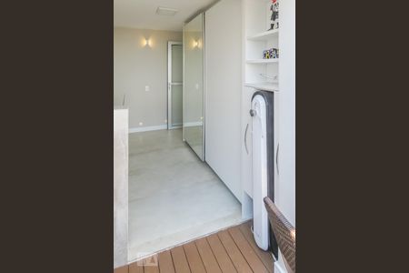 Apartamento para alugar com 142m², 2 quartos e 2 vagasVaranda Suíte