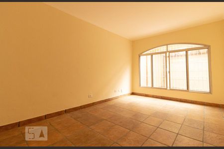 Sala de casa para alugar com 3 quartos, 180m² em Jardim Umuarama, São Paulo