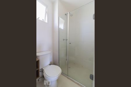 Banheiro de apartamento à venda com 3 quartos, 54m² em Vila Venditti, Guarulhos