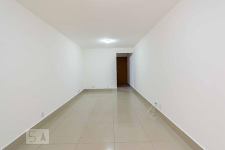 Apartamento à venda com 65m², 2 quartos e 1 vaga Apartamento à venda com 65m², 2 quartos e 1 vagaSala
