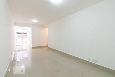 Apartamento à venda com 2 quartos, 65m² em Taguatinga Centro (taguatinga), Brasília