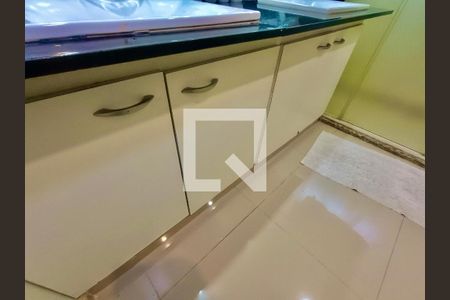 Apartamento para alugar com 280m², 4 quartos e 3 vagasSuíte 1 banheiro