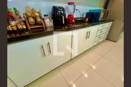 Apartamento para alugar com 280m², 4 quartos e 3 vagasCopa / Cozinha