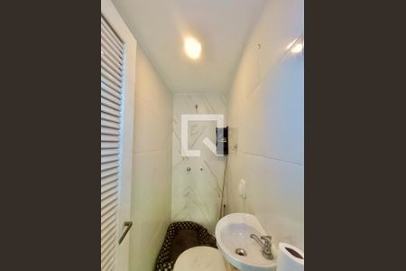 Apartamento para alugar com 280m², 4 quartos e 3 vagasBanheiro serviço