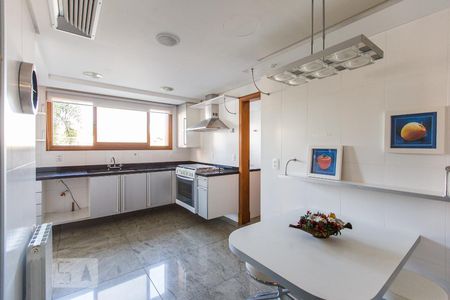 Apartamento à venda com 201m², 3 quartos e 3 vagasCozinha