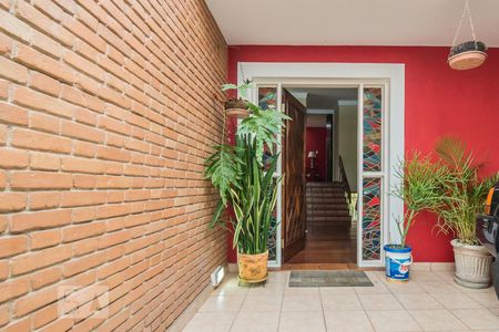 Entrada de casa à venda com 4 quartos, 250m² em Chácara Monte Alegre, São Paulo