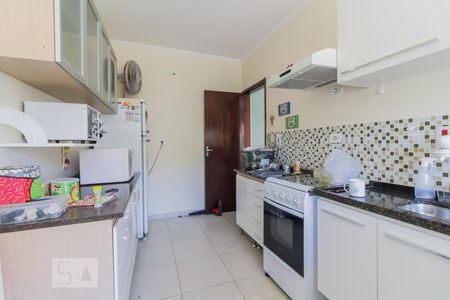 Cozinha de apartamento para alugar com 2 quartos, 62m² em Parque Santo Antônio, Guarulhos