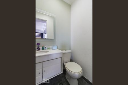 Lavabo de apartamento para alugar com 3 quartos, 116m² em Vila Romana, São Paulo