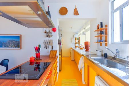 Apartamento para alugar com 85m², 2 quartos e 1 vaga Apartamento para alugar com 85m², 2 quartos e 1 vagaCozinha