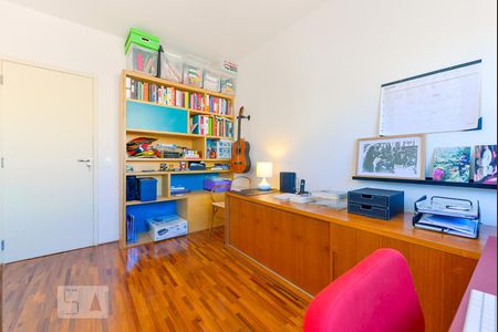 Apartamento para alugar com 85m², 2 quartos e 1 vaga Apartamento para alugar com 85m², 2 quartos e 1 vagaQuarto