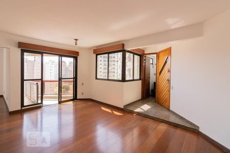 Apartamento para alugar com 145m², 3 quartos e 3 vagasSala
