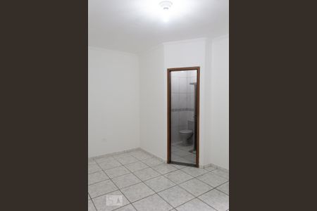 Suíte de apartamento para alugar com 2 quartos, 78m² em Vila Curuçá, Santo André