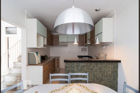 Casa para alugar com 200m², 3 quartos e 2 vagasCozinha