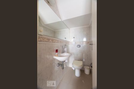 Lavabo de casa para alugar com 3 quartos, 200m² em Vila Monte Alegre, São Paulo