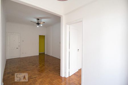 Sala de apartamento para alugar com 2 quartos, 82m² em Tijuca, Rio de Janeiro