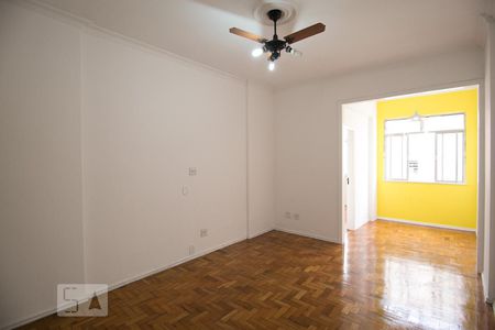 Sala de apartamento para alugar com 2 quartos, 82m² em Tijuca, Rio de Janeiro