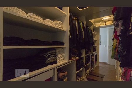 Apartamento à venda com 89m², 1 quarto e 1 vagaCloset