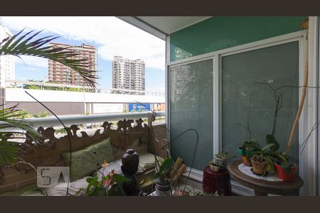 Apartamento à venda com 89m², 1 quarto e 1 vagaVaranda (Suíte)