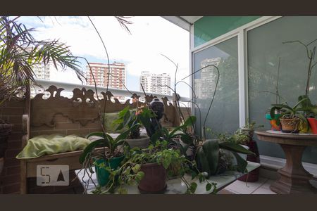 Apartamento à venda com 89m², 1 quarto e 1 vagaVaranda (Suíte)