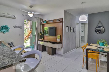 Sala de apartamento à venda com 2 quartos, 50m² em Jacarepaguá, Rio de Janeiro