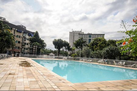 Apartamento à venda com 50m², 2 quartos e 1 vaga Apartamento à venda com 50m², 2 quartos e 1 vagaPiscina