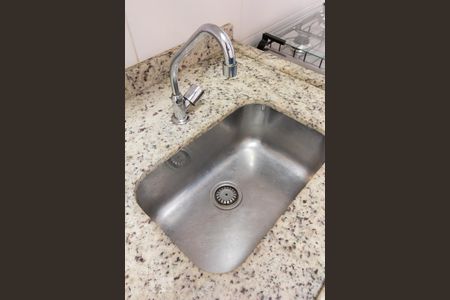 Apartamento à venda com 74m², 2 quartos e 2 vagasCozinha Pia