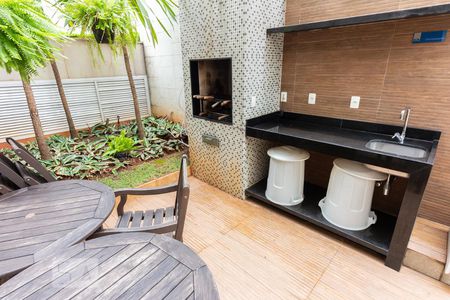 Apartamento à venda com 74m², 2 quartos e 2 vagasChurrasqueira