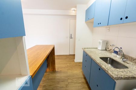 Apartamento à venda com 74m², 2 quartos e 2 vagasCozinha