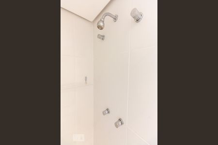 Apartamento à venda com 74m², 2 quartos e 2 vagasBanheiro Chuveiro