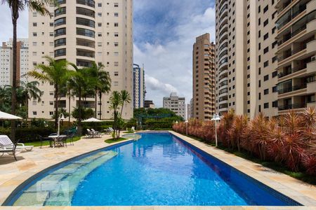 Apartamento para alugar com 172m², 3 quartos e 4 vagasPiscina