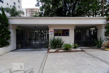 Apartamento para alugar com 172m², 3 quartos e 4 vagasFachada