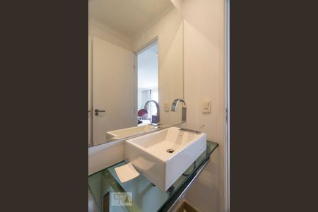 Apartamento para alugar com 172m², 3 quartos e 4 vagasLavabo