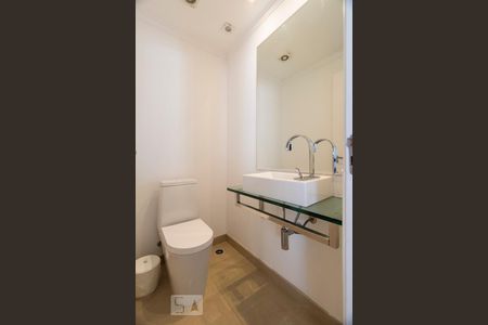 Apartamento para alugar com 172m², 3 quartos e 4 vagasLavabo