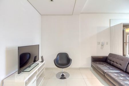 Sala de apartamento para alugar com 1 quarto, 70m² em Vila Olimpia, São Paulo