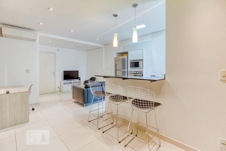 Sala de apartamento para alugar com 1 quarto, 70m² em Vila Olimpia, São Paulo