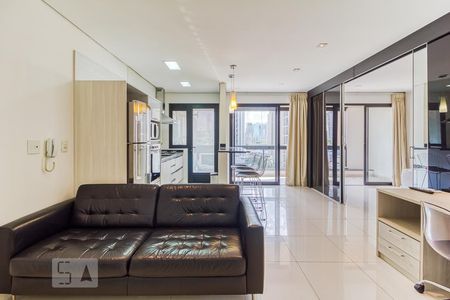 Sala de apartamento para alugar com 1 quarto, 70m² em Vila Olimpia, São Paulo