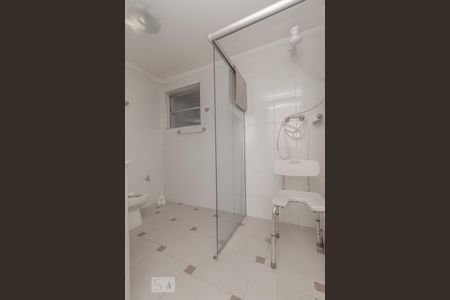 Banheiro de apartamento à venda com 3 quartos, 75m² em Aclimação, São Paulo