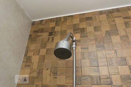 Apartamento para alugar com 78m², 1 quarto e 1 vaga Apartamento para alugar com 78m², 1 quarto e 1 vagaDetalhe do banheiro da suíte