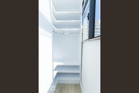 Apartamento para alugar com 78m², 1 quarto e 1 vaga Apartamento para alugar com 78m², 1 quarto e 1 vagaCloset da suíte