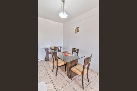 Apartamento à venda com 95m², 3 quartos e 1 vagaSala
