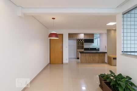 Apartamento para alugar com 65m², 2 quartos e 2 vagasSala