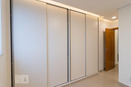 Apartamento para alugar com 65m², 2 quartos e 2 vagasSuíte