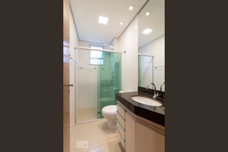Apartamento para alugar com 65m², 2 quartos e 2 vagasBanheiro Social
