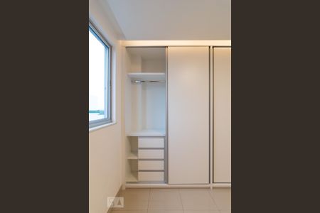 Apartamento para alugar com 65m², 2 quartos e 2 vagasSuíte
